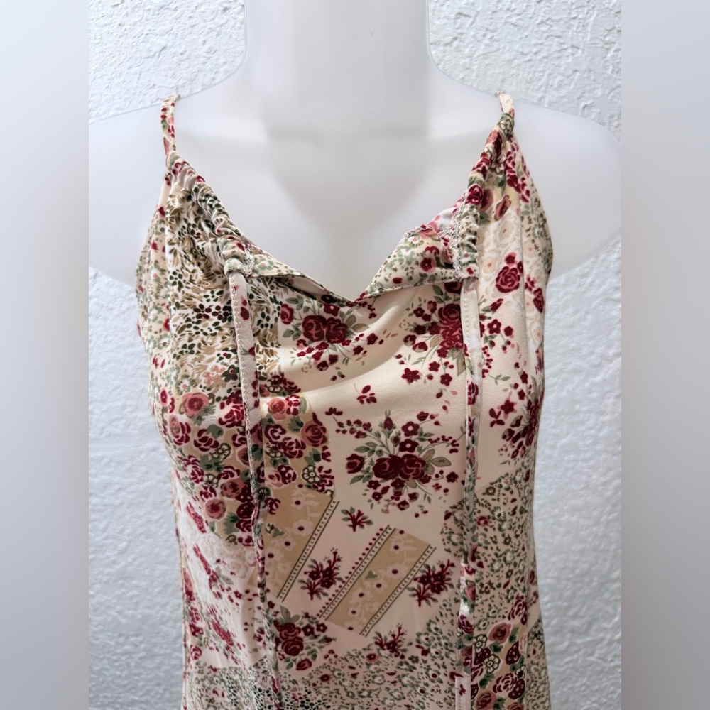 Elegant Vintage Floral Midi Dress - Picture 4 of 7